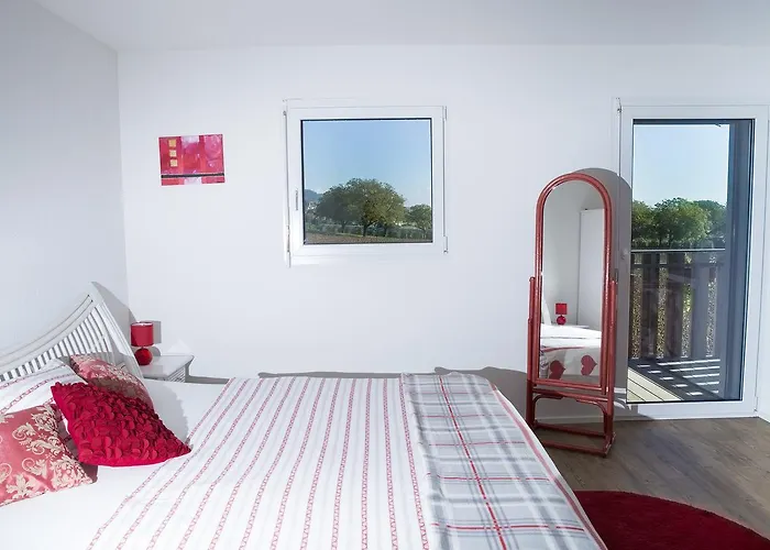 Nocleg ze śniadaniem Cave Du Treyblanc