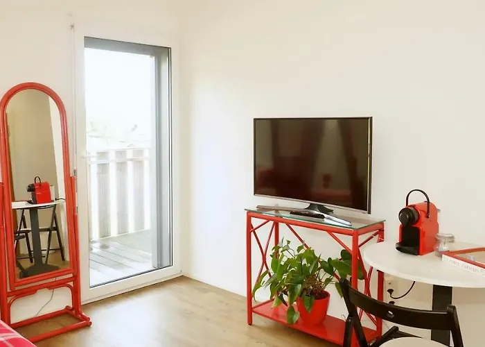 Cave Du Treyblanc Frühstückspension Luins