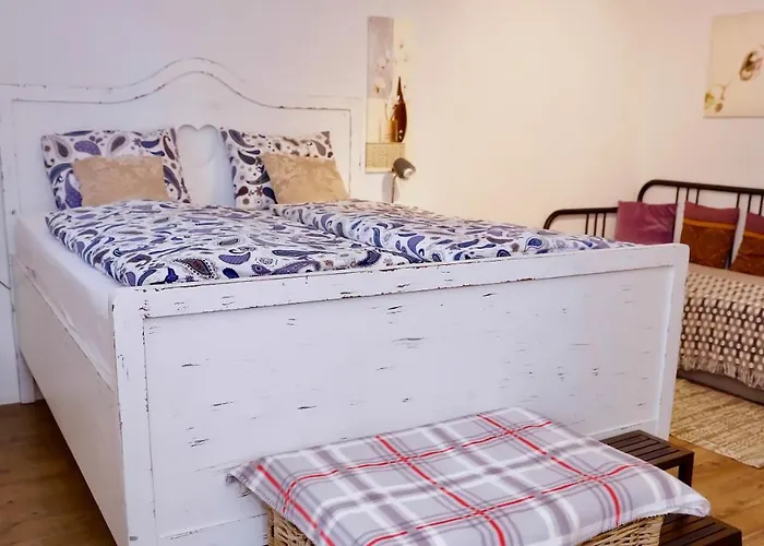 Cave Du Treyblanc Frühstückspension Luins