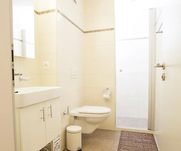 Couette-café Cave Du Treyblanc Luins