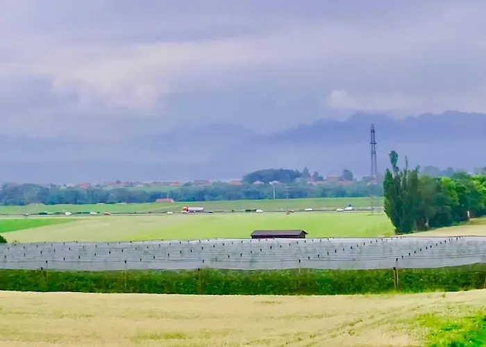 Cave Du Treyblanc Couette-café 3*