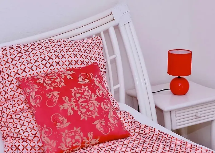 Couette-café Cave Du Treyblanc Luins